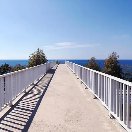 Konak Seaside Homes 1+1 Luxury Seaside Apartment *